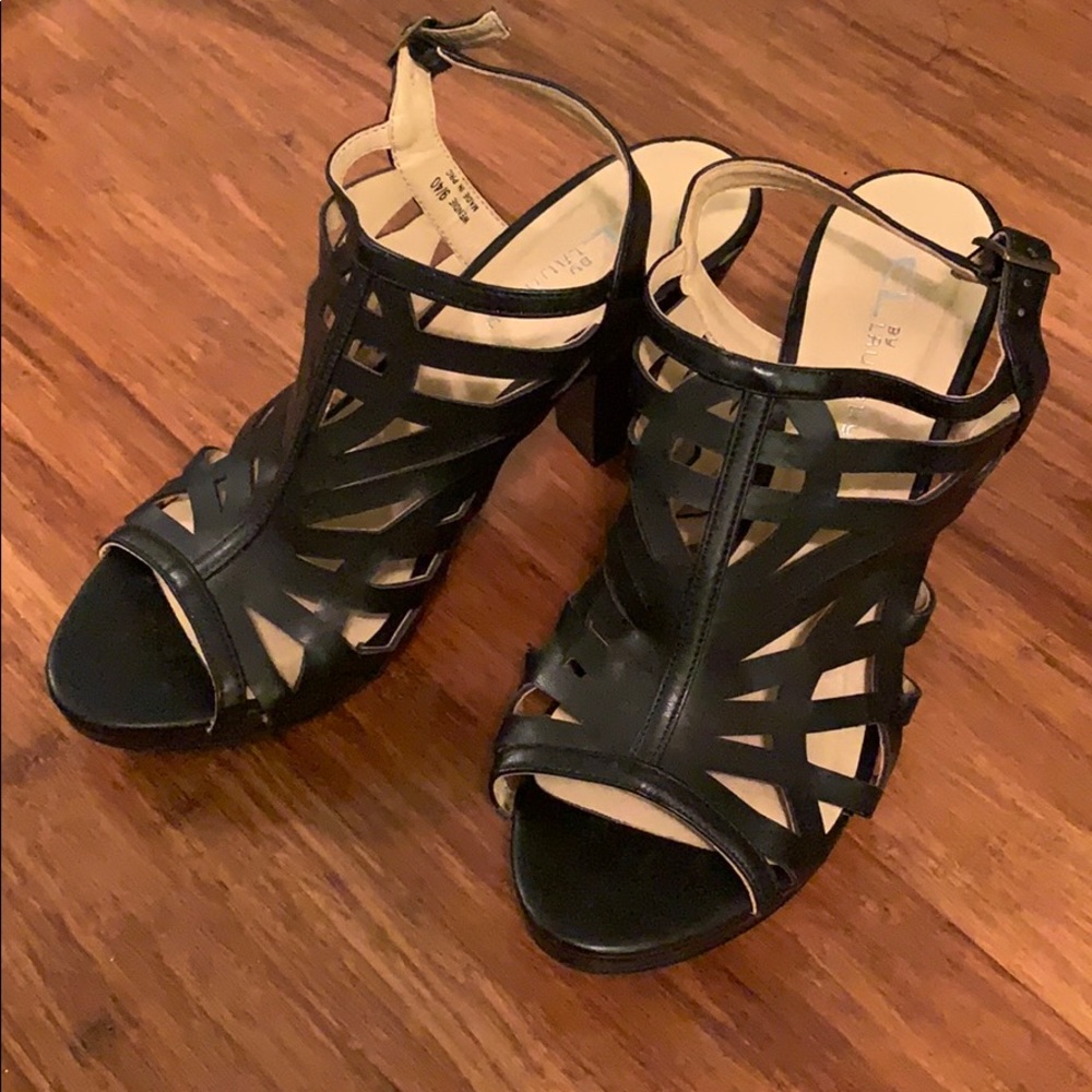 CL By Laundry black heels - Picture 2 of 6